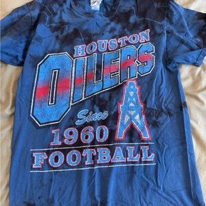 Throwback Vintage Blue and Red Houston Oilers T-Shirt (Tennessee Titans)